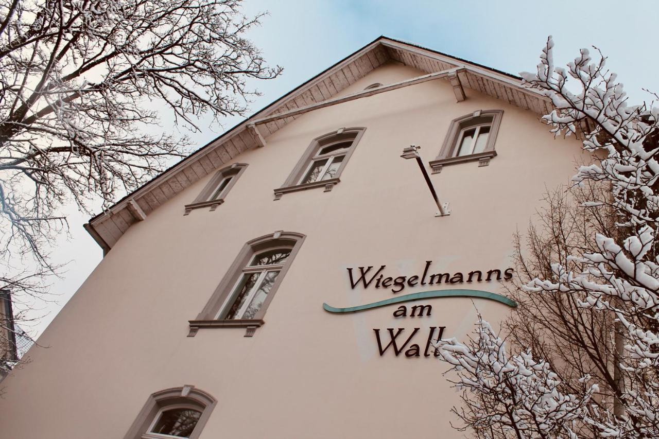 Hotel Am Wallgraben Брілон Екстер'єр фото